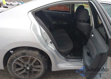 2011 Nissan Maxima 3.5 S z USA, uszkodzony, nr VIN 1N4AA5APXBC821737